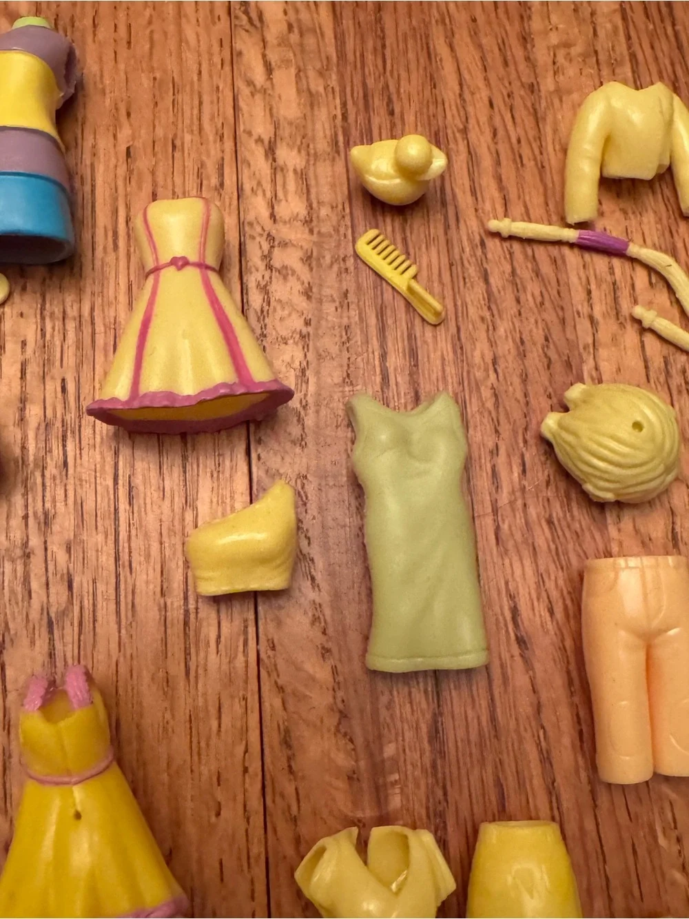 Vintage Y2K Fashion Polly Pocket Rubber Clothes & Accessories Lot Mixed Outfits